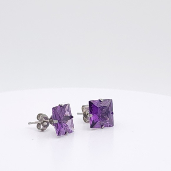 Silver 10mm Square CZ Amethyst Purple Stud Earrings – NEW - Picture 5 of 16